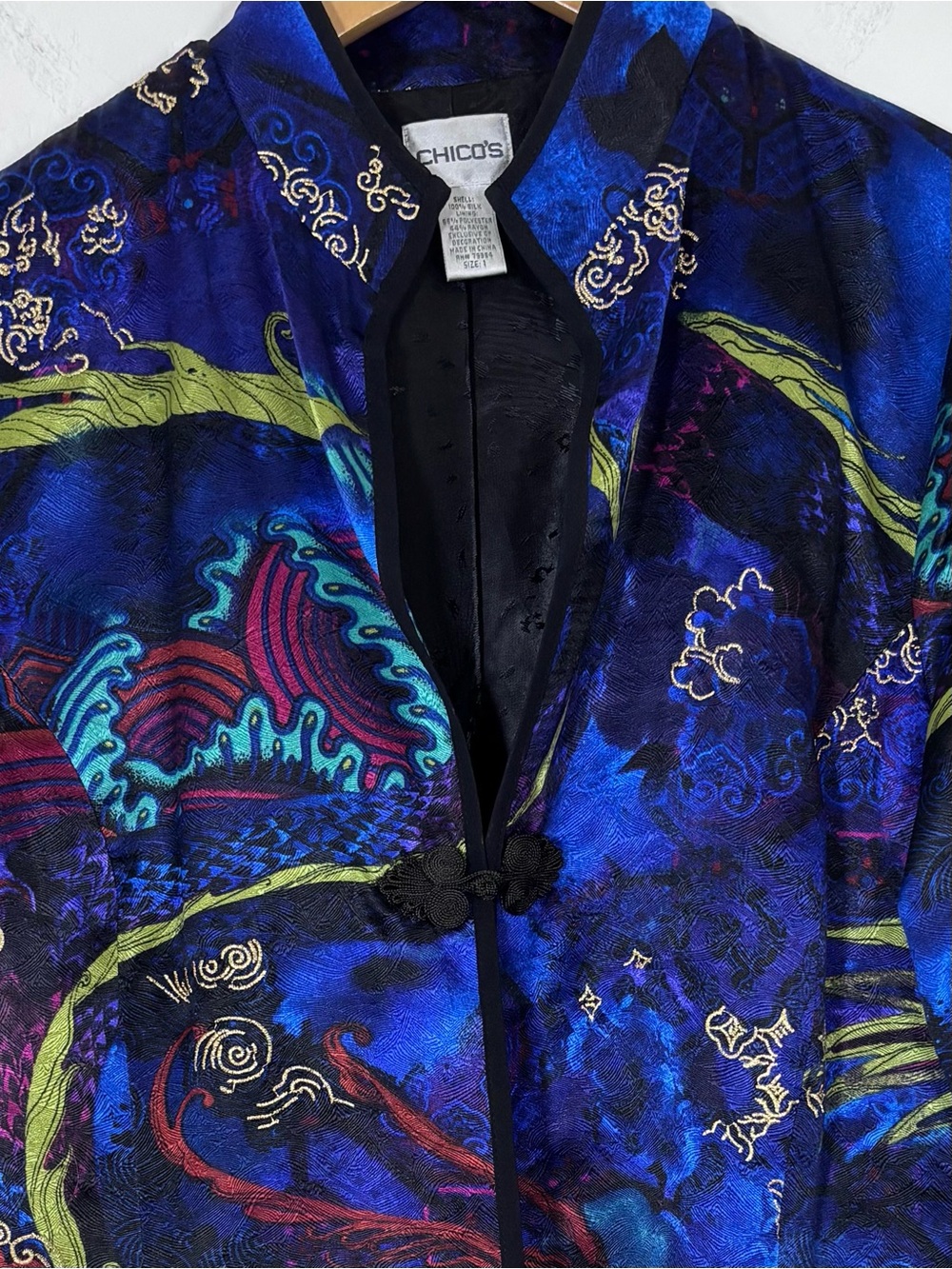 Vintage Chico’s 100% Silk Asian Print Frog Closure Jacket Size 1 (M) - Picture 2 of 8